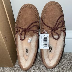 Ugg Dakota Slipper